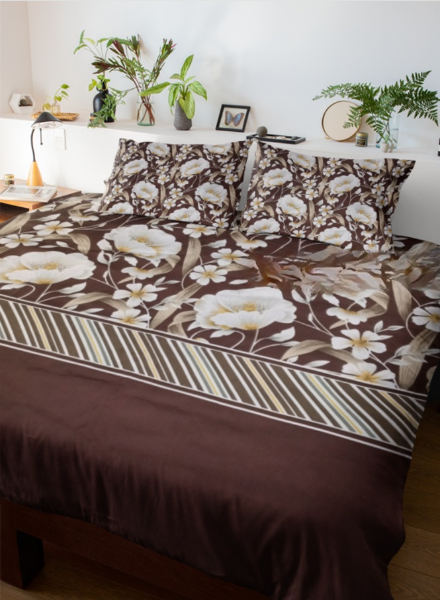 Autumn Glow Bed Sheet Set – Brown Base with Floral & Gold Accents