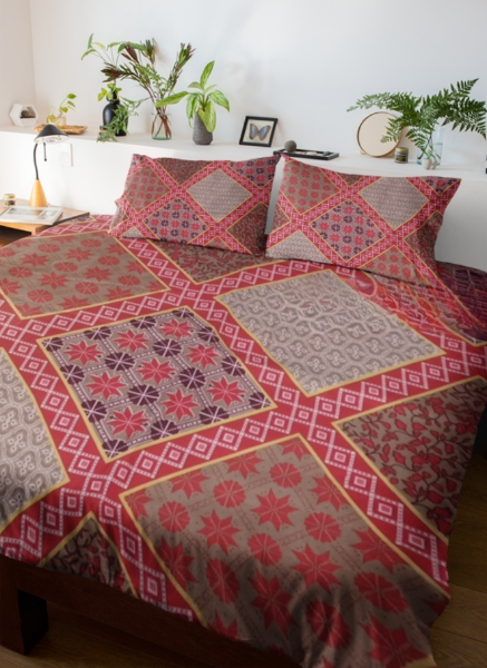 Boho Chic Bed Sheet Set – Vibrant Geometric and Floral Pattern