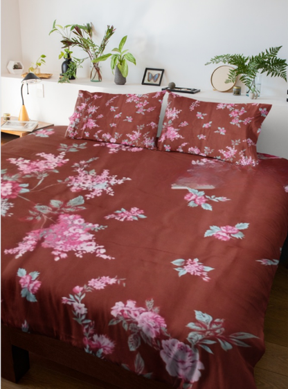 Floral Bliss Bed Sheet Set – Maroon Base with Attractive Flower Design